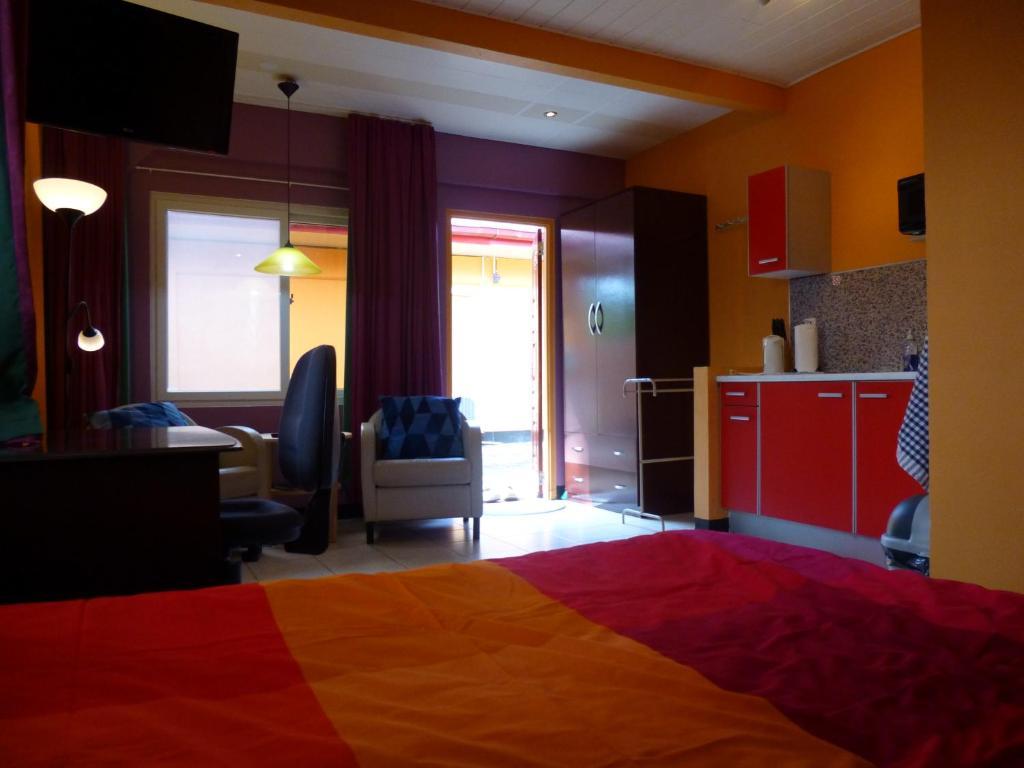 Kekemba Apartments Paramaribo Zimmer foto